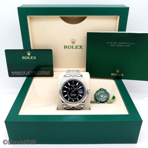 Rolex 336934 Skydweller with Black Dial on Jubilee - Image 2