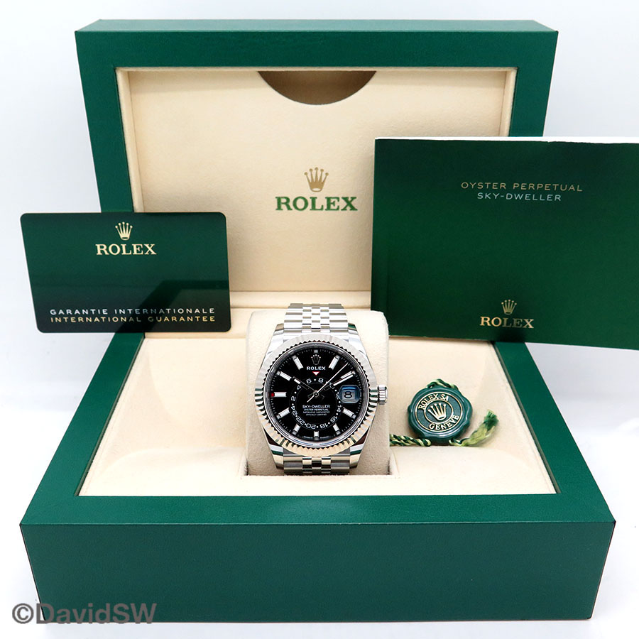 Rolex 336934 Skydweller with Black Dial on Jubilee - Image 2
