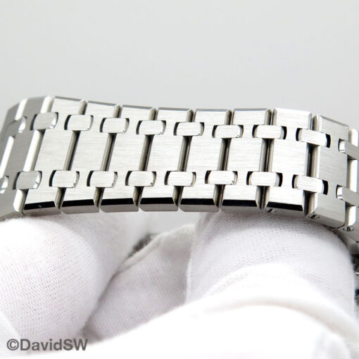 Audemars Piguet 15500ST Royal Oak with Ruthenium Dial - Image 9