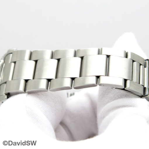Rolex 16710 GMT Master II with Red/Black Bezel - Image 10