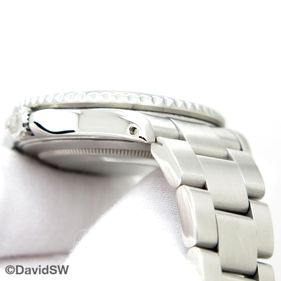 Rolex 16710 GMT Master II with Red/Black Bezel - Image 7