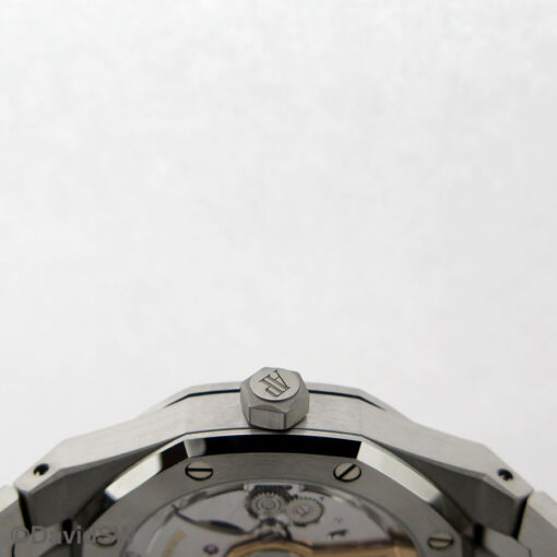 Audemars Piguet 15510ST Royal Oak with Silver Dial - Image 5