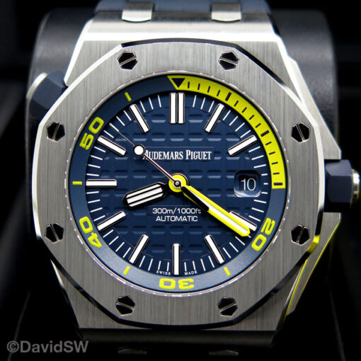 Audemars Piguet 15710ST Royal Oak Diver with Blue Dial - Image 3
