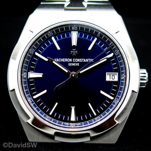 Vacheron Constantin 4520V Overseas with Blue Dial Automatic (New Model) - Image 3