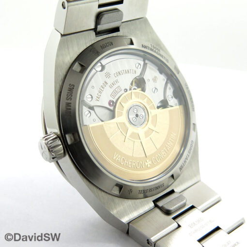 Vacheron Constantin 4520V Overseas with Blue Dial Automatic (New Model) - Image 4