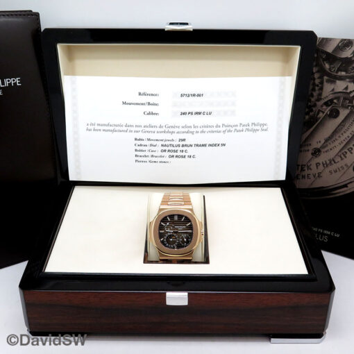 Patek Philippe 5712/1R Nautilus Moonphase - Image 2