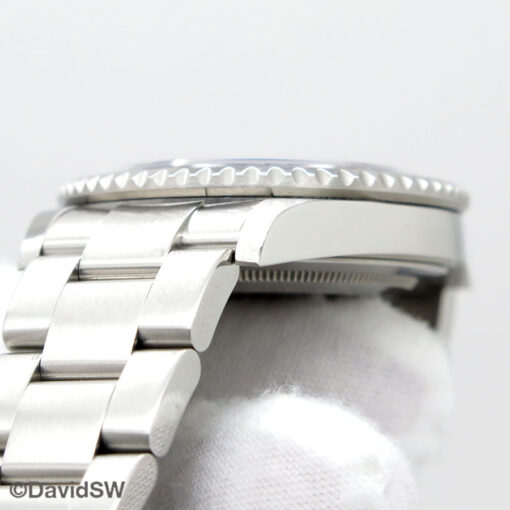 Rolex 16710 GMT Master II with Red/Black Bezel - Image 6