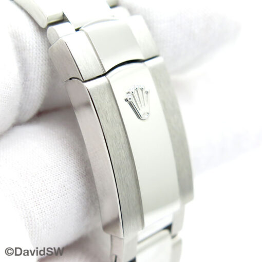 Rolex 116400GV Milgauss with Blue Dial - Image 7