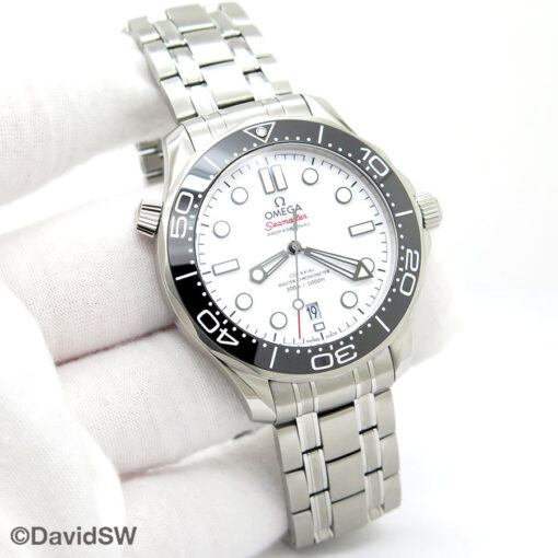 Omega Seamaster Diver 300m with White Dial on Bracelet