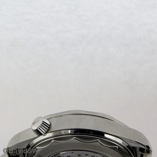 Omega Seamaster Diver 300m with White Dial on Bracelet - Image 6