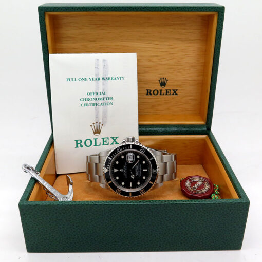 Rolex 16610LN Submariner - Image 2