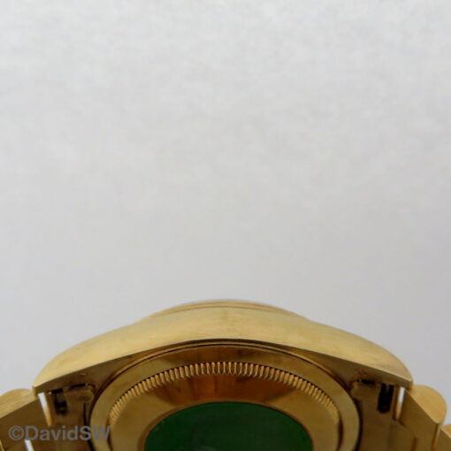 Rolex 18238 Day Date 18K Yellow Gold with Champagne Stick Dial - Image 6