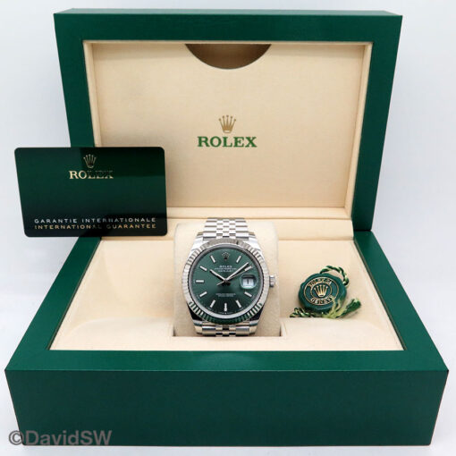 Rolex 126334 Datejust 41 with Mint Green Stick Dial on Jubilee - Image 2