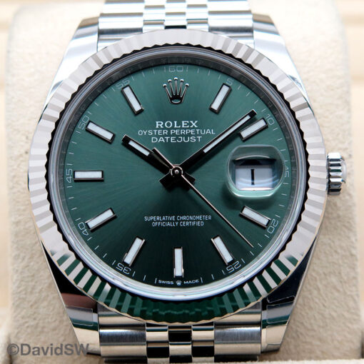Rolex 126334 Datejust 41 with Mint Green Stick Dial on Jubilee - Image 3