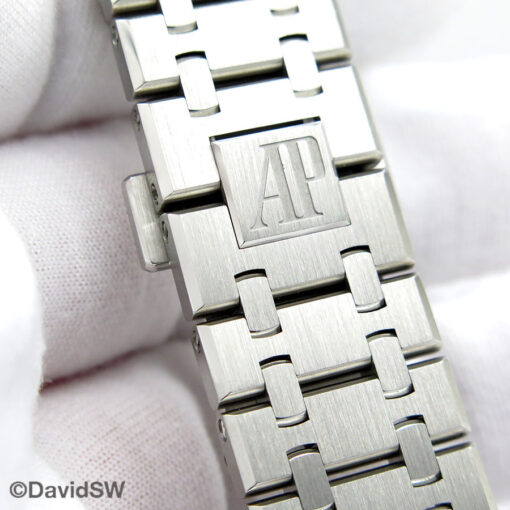 Audemars Piguet 26331ST Royal Oak Chronograph with Silver Dial - Image 8