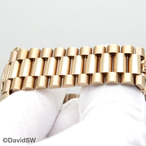 Rolex 228235 Day Date 40 18K Rose Gold with Sundust Diamond Baguette Dial - Image 8