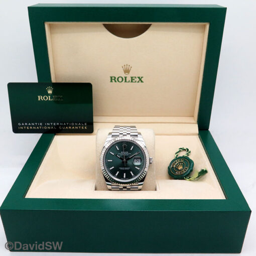 Rolex 126334 Datejust 41 with Mint Green Stick Dial on Jubilee - Image 2