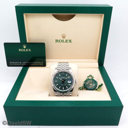 Rolex 126334 Datejust 41 with Mint Green Fluted Motif Dial on Jubilee - Image 2