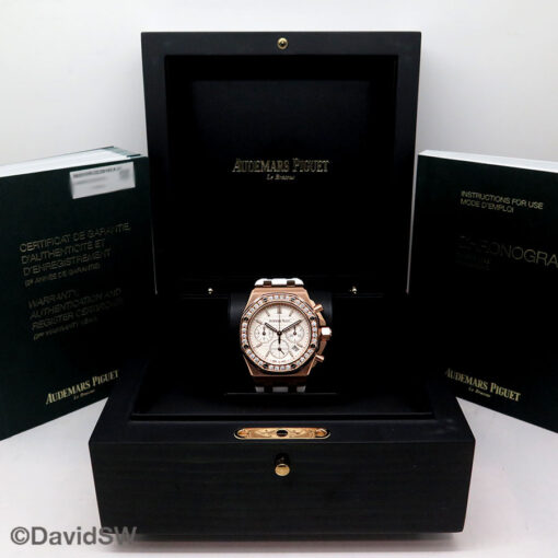 Alternative view of Audemars Piguet 26231OR Royal Oak Offshore with White Dial