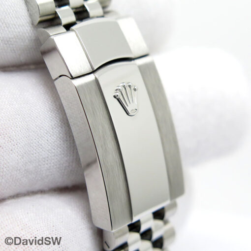 Rolex 126300 Datejust 41 with Mint Green Dial on Jubilee - Image 7