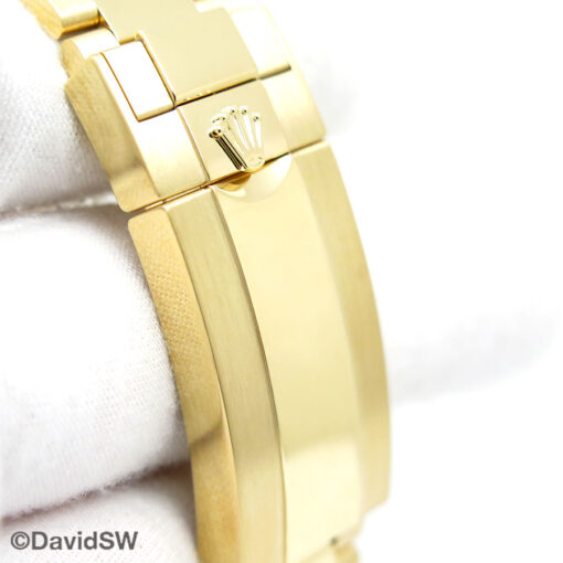 Rolex 126618LB Submariner 41 18K Yellow Gold - Image 7