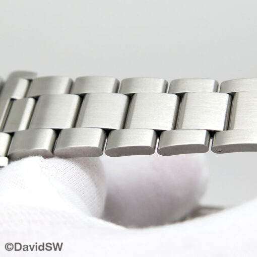 Rolex 16610LN Submariner - Image 10