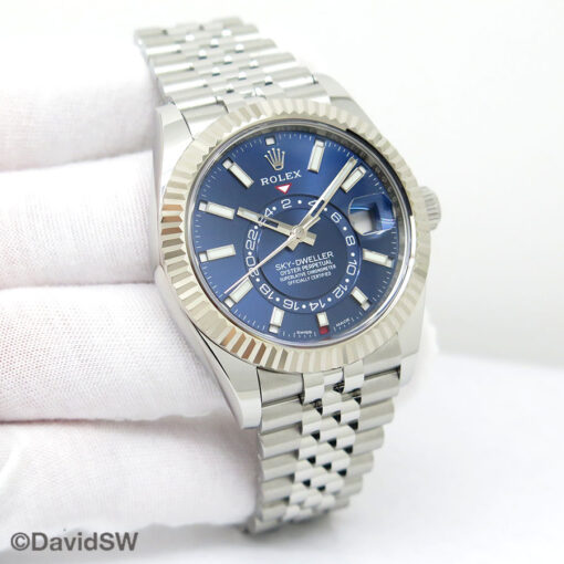 Rolex 326934 Skydweller with Blue Dial on Jubilee