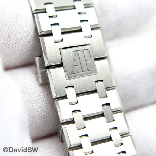 Audemars Piguet 15510ST Royal Oak with Silver Dial - Image 8