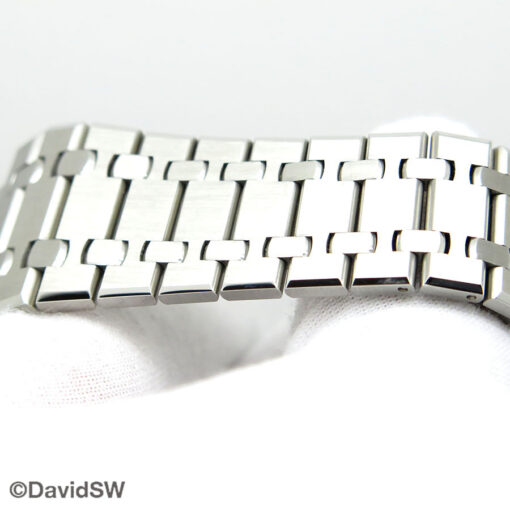 Audemars Piguet 15510ST Royal Oak with Silver Dial - Image 7