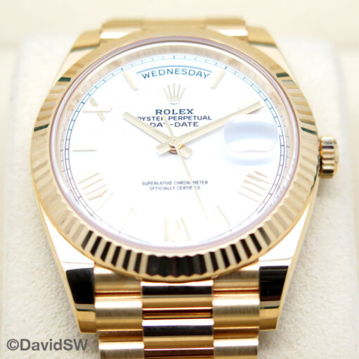 Rolex 228238 Day Date 40 18K Yellow Gold with White Roman Dial - Image 4