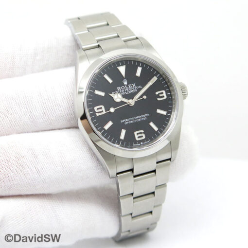 Rolex 124270 Explorer