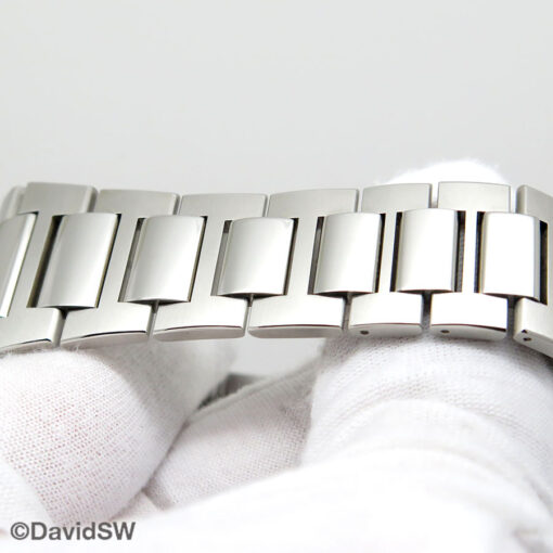 Girard Perregaux Laureato 42mm with Blue Dial - Image 7