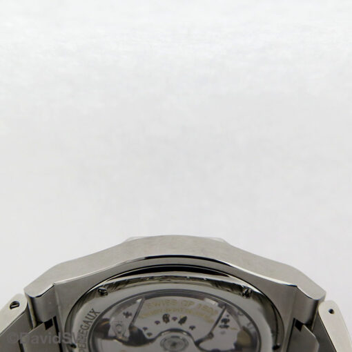 Girard Perregaux Laureato 42mm with Blue Dial - Image 6