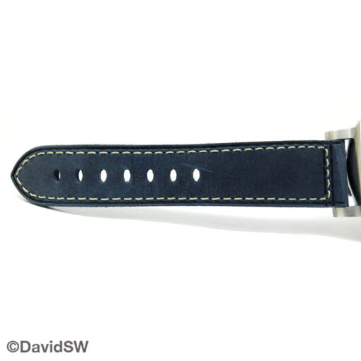 Panerai PAM 1371 Luminor Quaranta Automatic 40mm - Image 9