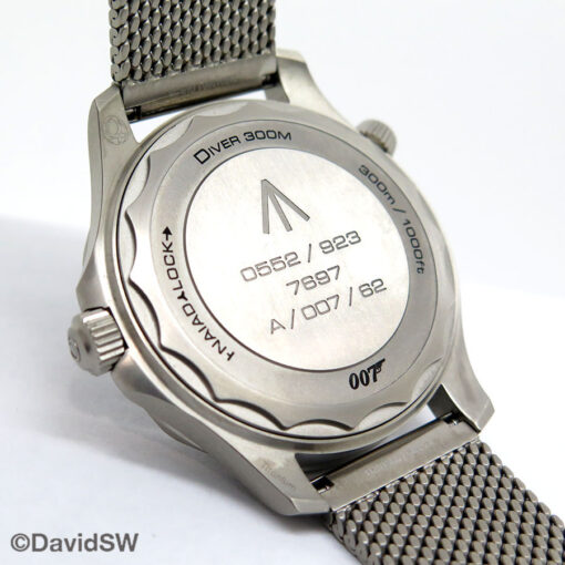 Omega Seamaster Diver 300m ‘007 Edition Titanium - Image 4