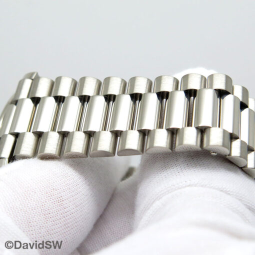 Rolex 228349RBR Day Date 40 18K White Gold with Olive Dial and Diamond Bezel - Image 6