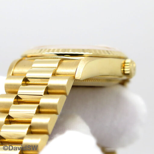 Rolex 18238 Day Date 18K Yellow Gold with Champagne Stick Dial - Image 8