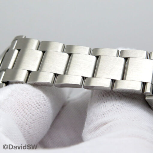 Rolex 126000 Oyster Perpetual with Coral Red Dial - Image 8