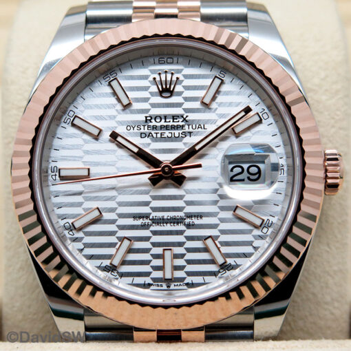Rolex 126331 Datejust 41 18K/SS with Silver Fluted Motif Dial on Jubilee - Image 3