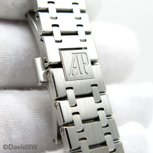 Audemars Piguet 15450ST Royal Oak 37mm with Silver Dial - Image 8