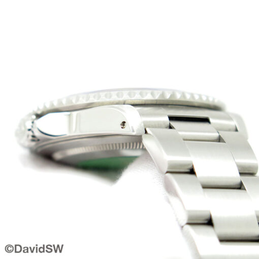Rolex 16710 GMT Master II with Red/Black Bezel - Image 10