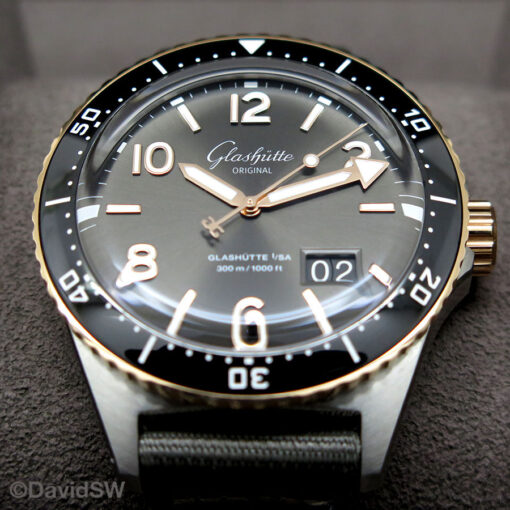 Glashutte SeaQ Panorama Date 18K/SS with Grey Dial on Strap - Image 3