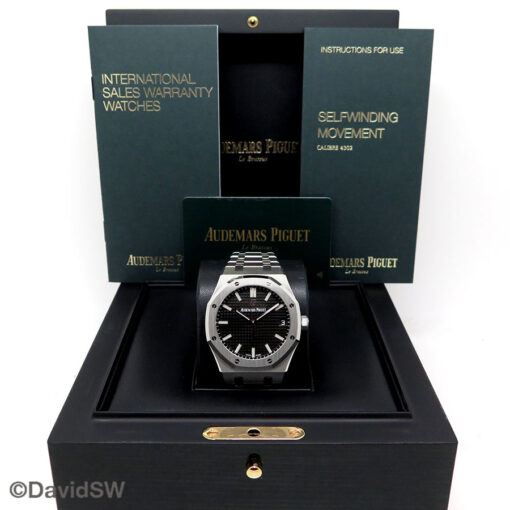 Alternative view of Audemars Piguet 15500ST Royal Oak with Black Dial