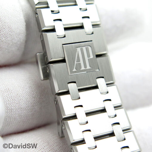 Audemars Piguet 15500ST Royal Oak with Black Dial - Image 8