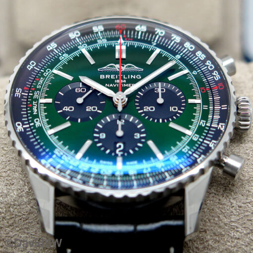 Breitling AB0137 Navitimer B01 Chronograph 46mm with Green Dial on Strap - Image 3