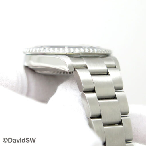Rolex 16610LN Submariner - Image 9
