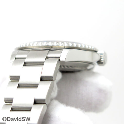 Rolex 16610LN Submariner - Image 8