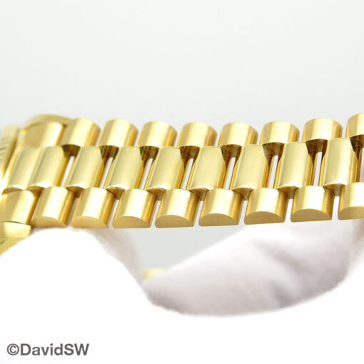 Rolex 18238 Day Date 18K Yellow Gold with Champagne Diamond Dial - Image 9