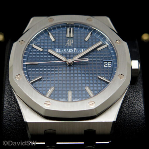 Audemars Piguet 15500ST Royal Oak with Blue Dial - Image 3