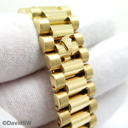 Rolex 218238 Day Date II 18K Yellow Gold with Champagne Roman Dial - Image 6